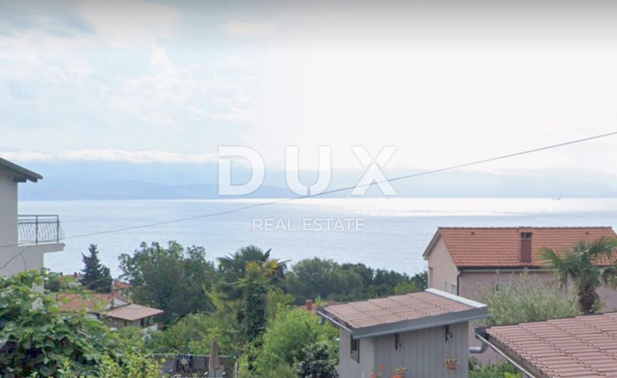 OPATIJA, IKA - 2 appartamenti 143m2 (80m2 + 63m2) piano terra e 2° piano con vista mare + superficie 250m2