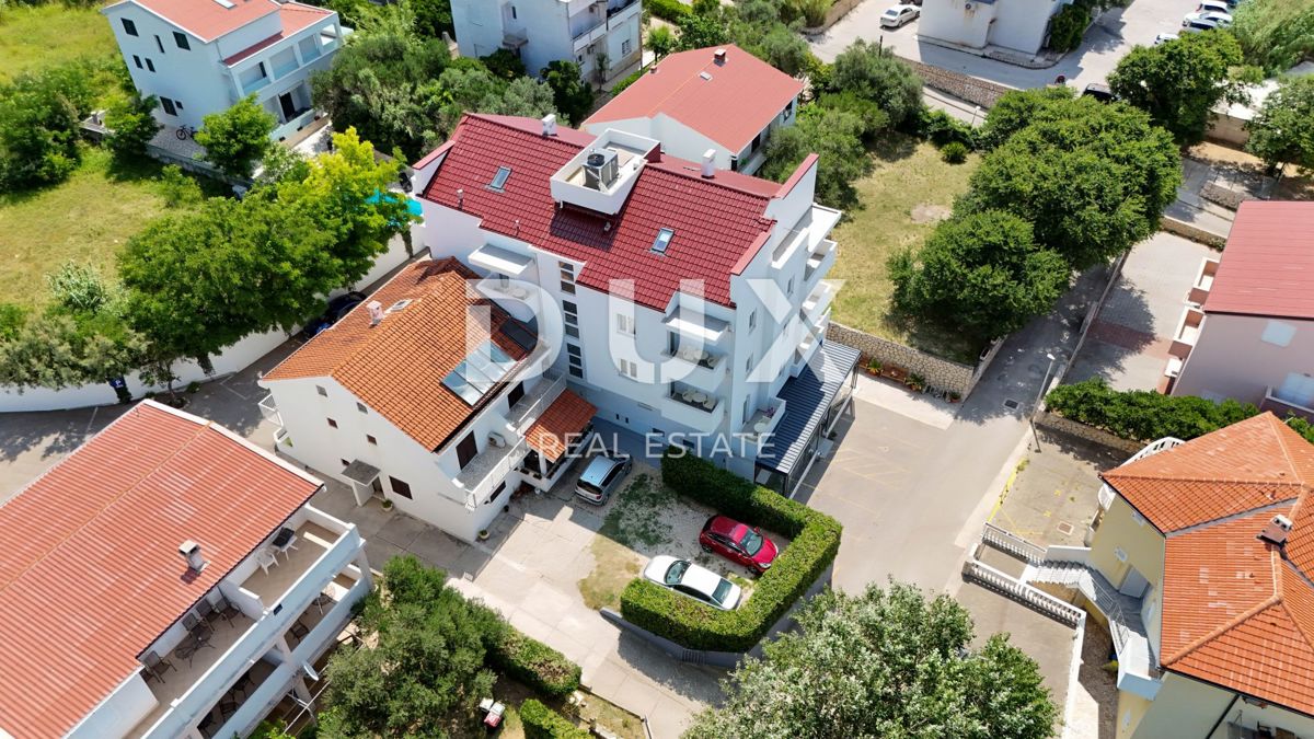 ISOLA DI PAG, PAG - Albergo a conduzione familiare con pensione e attività commerciale consolidata