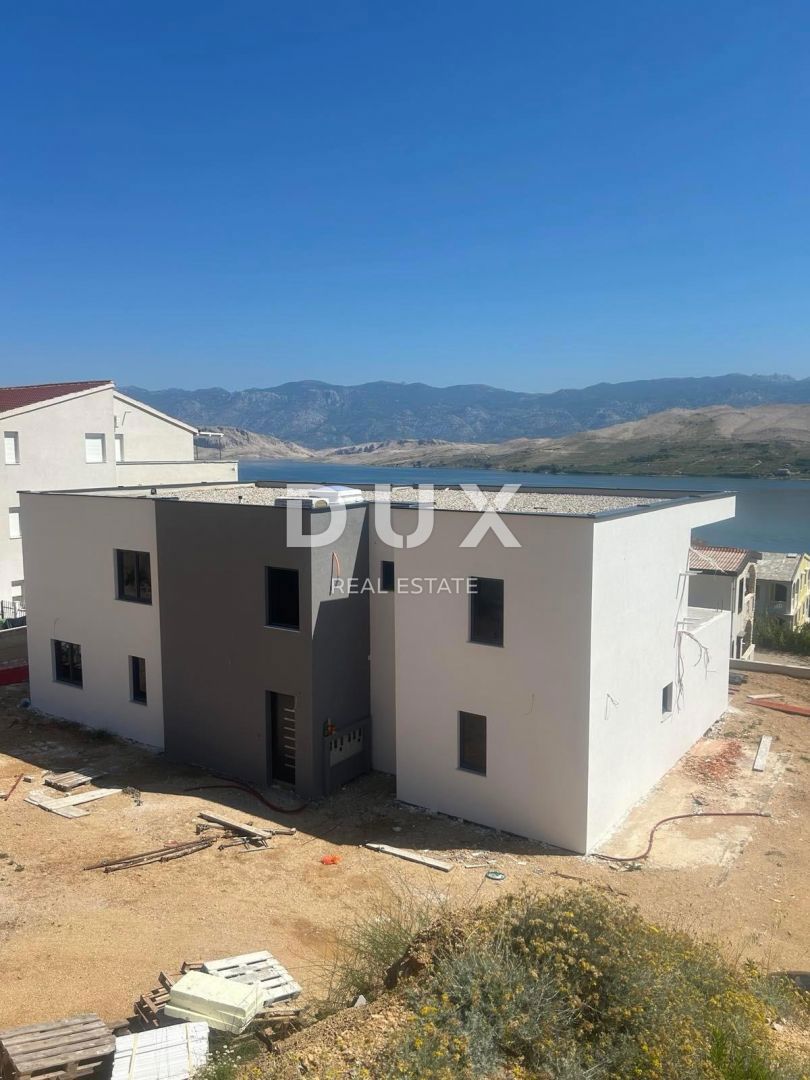ISOLA DI PAG, PAG - Appartamento di 101 m2 a soli 50 metri dal mare