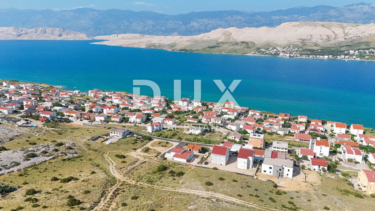 ISOLA DI PAG, PAG - Appartamento di 101 m2 a soli 50 metri dal mare
