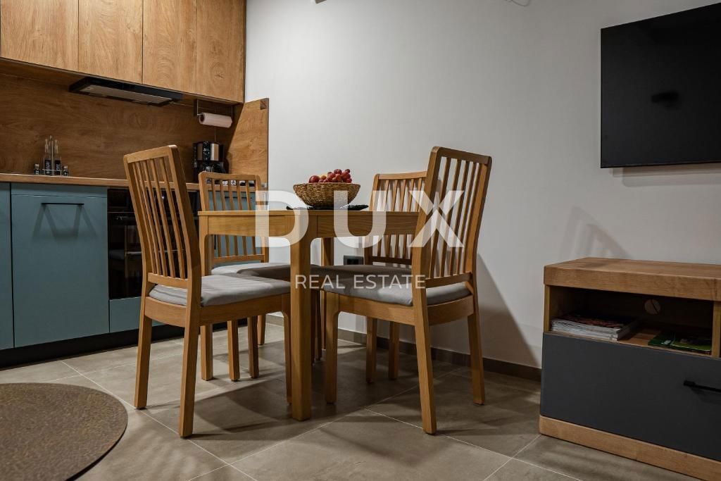 Locale commerciale Lovran, 115m2