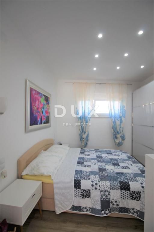 ISOLA DI PAG, KOŠLJUN - Bellissimo appartamento con tre camere da letto di 98 m2