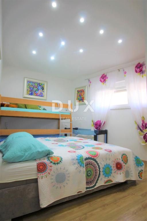 ISOLA DI PAG, KOŠLJUN - Bellissimo appartamento con tre camere da letto di 98 m2