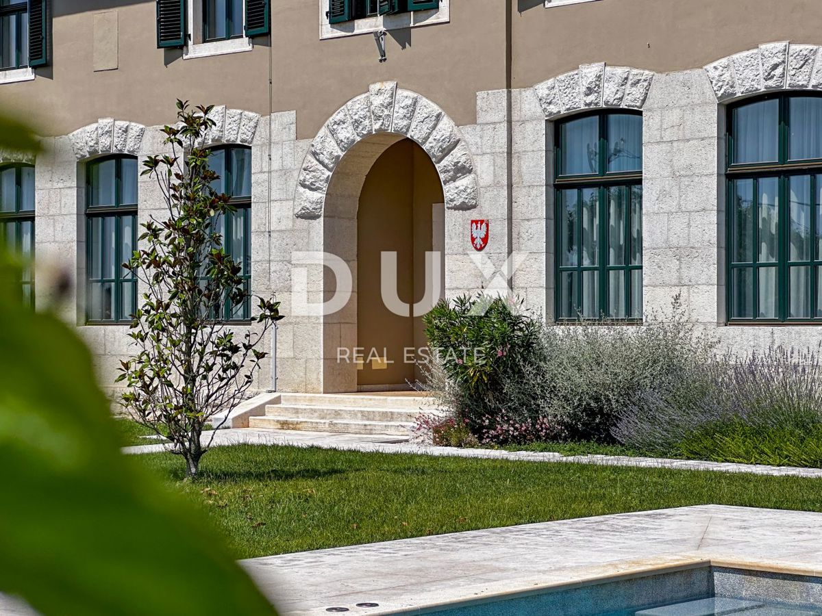 ISTRIA, PARENZO – Una villa unica con anima storica ed eleganza italiana