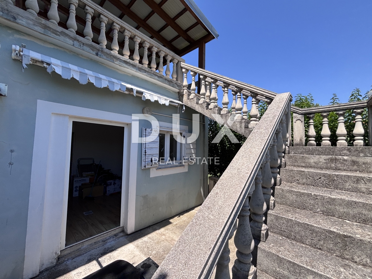 ZADAR, BIBINJE - Palazzina a 150 m dal mare