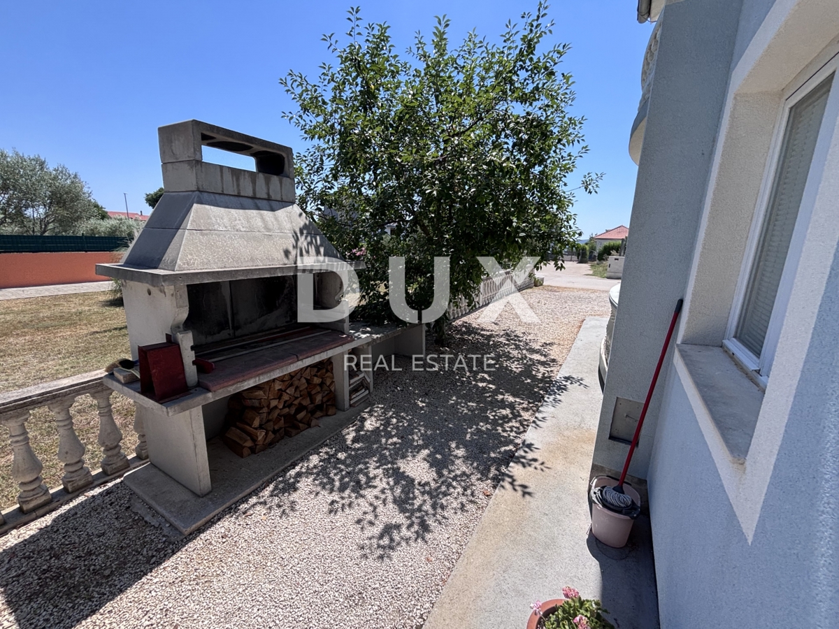 ZADAR, BIBINJE - Palazzina a 150 m dal mare