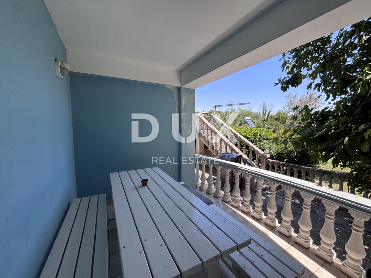 ZADAR, BIBINJE - Palazzina a 150 m dal mare