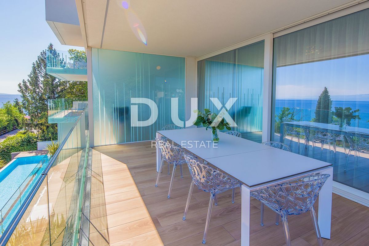 OPATIJA, CENTRO - lussuoso appartamento in un nuovo edificio con piscina, vista, vicino al mare e Opatija