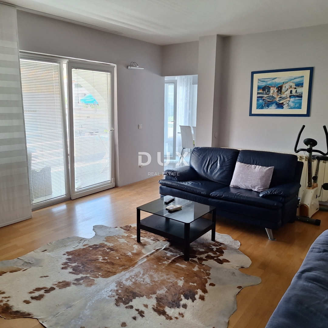 ISOLA DI KRK, CITTÀ DI KRK - Casa indipendente in posizione privilegiata