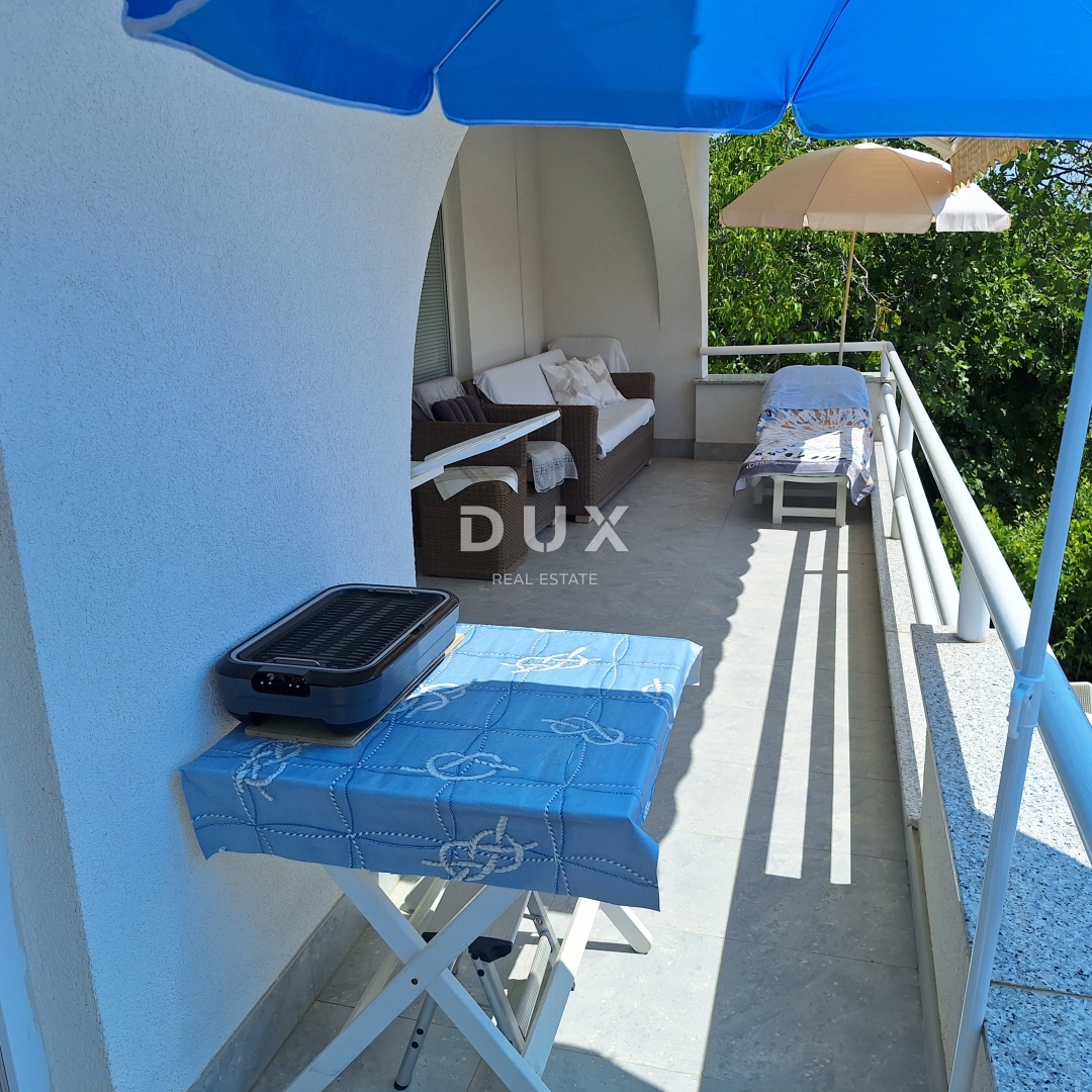 ISOLA DI KRK, CITTÀ DI KRK - Casa indipendente in posizione privilegiata