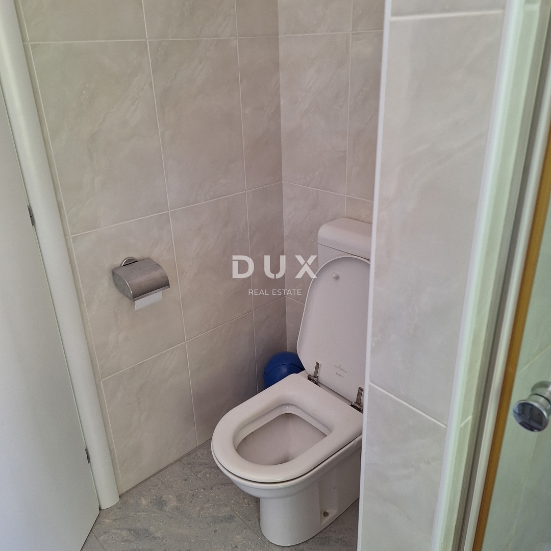 ISOLA DI KRK, CITTÀ DI KRK - Casa indipendente in posizione privilegiata