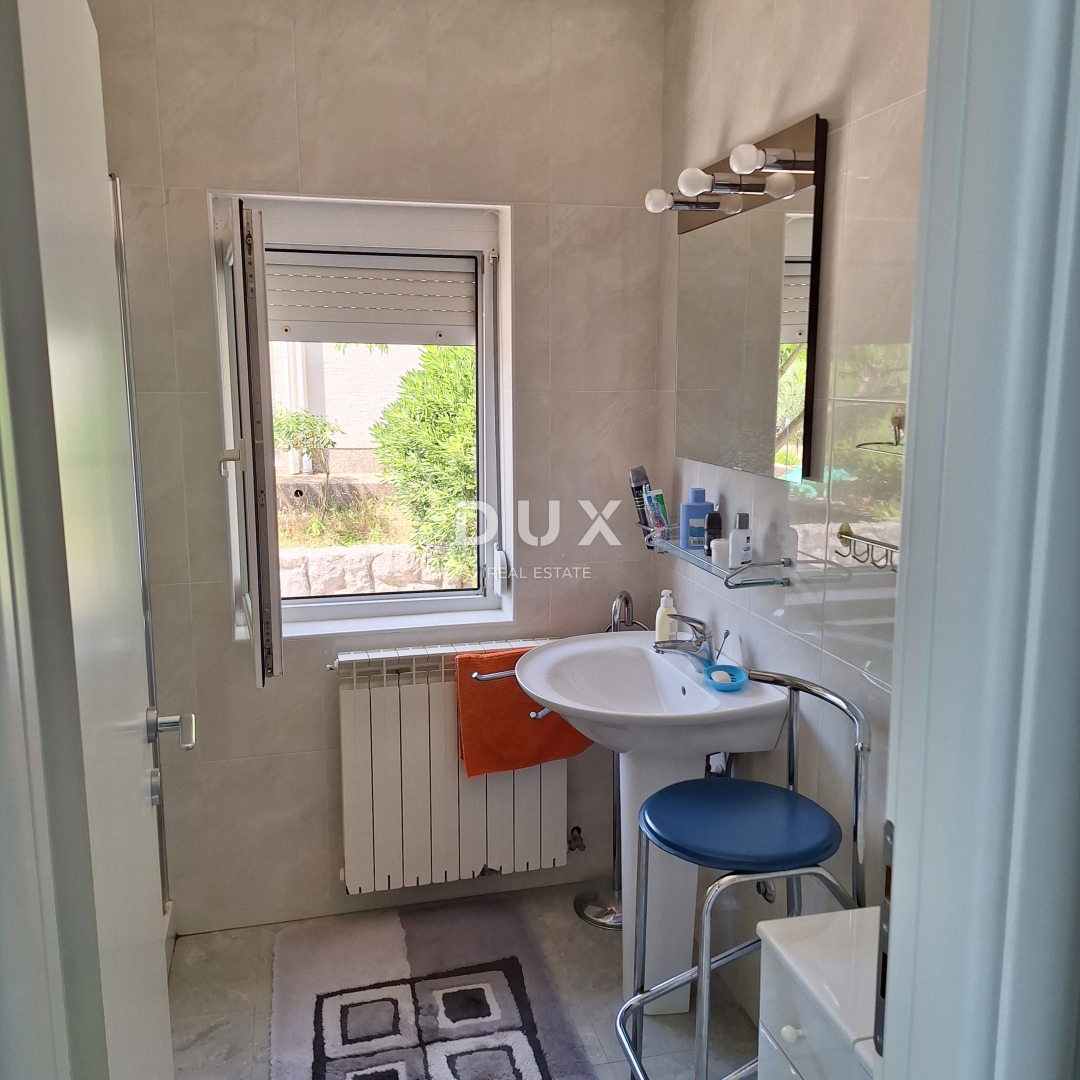 ISOLA DI KRK, CITTÀ DI KRK - Casa indipendente in posizione privilegiata