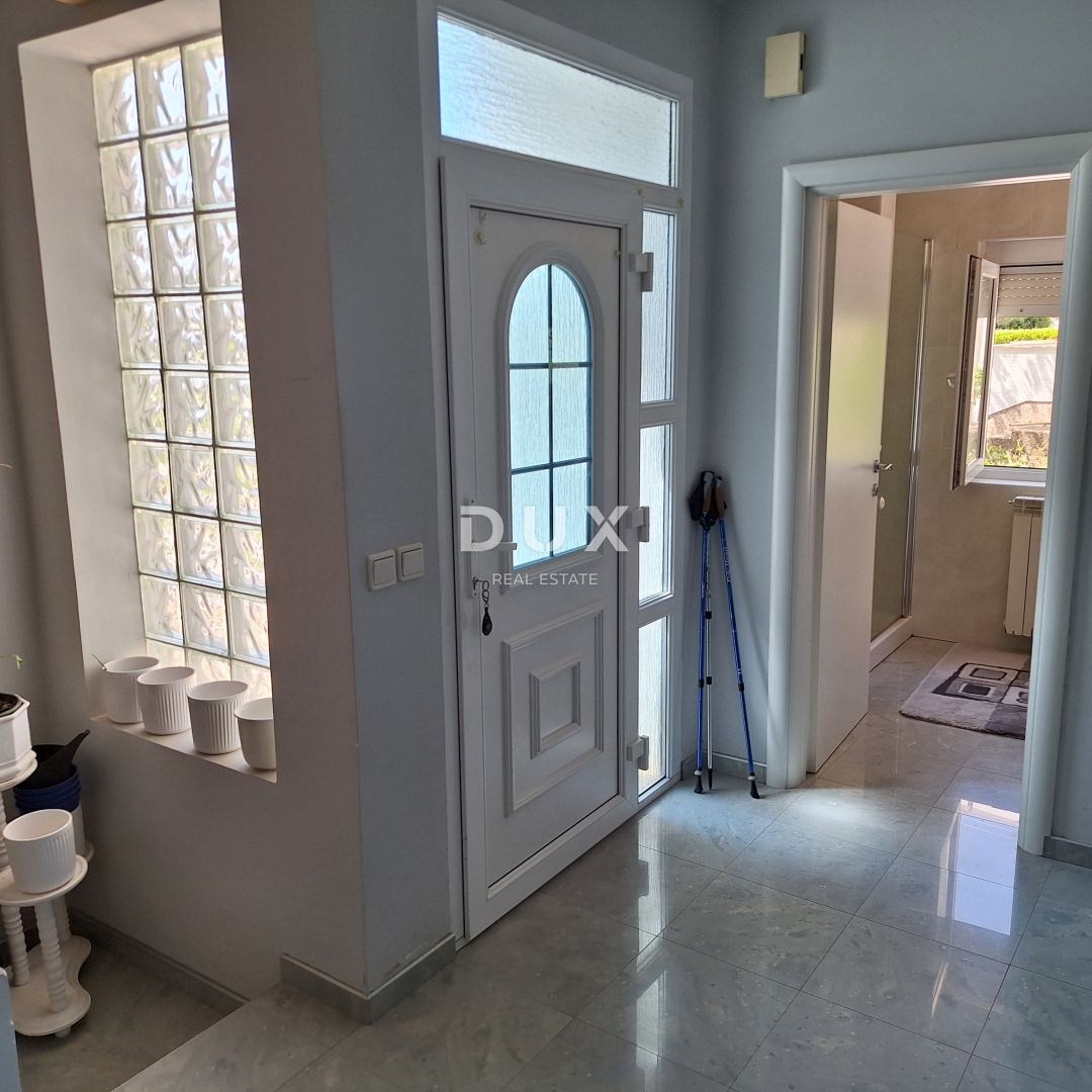 ISOLA DI KRK, CITTÀ DI KRK - Casa indipendente in posizione privilegiata