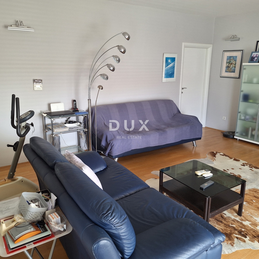 ISOLA DI KRK, CITTÀ DI KRK - Casa indipendente in posizione privilegiata