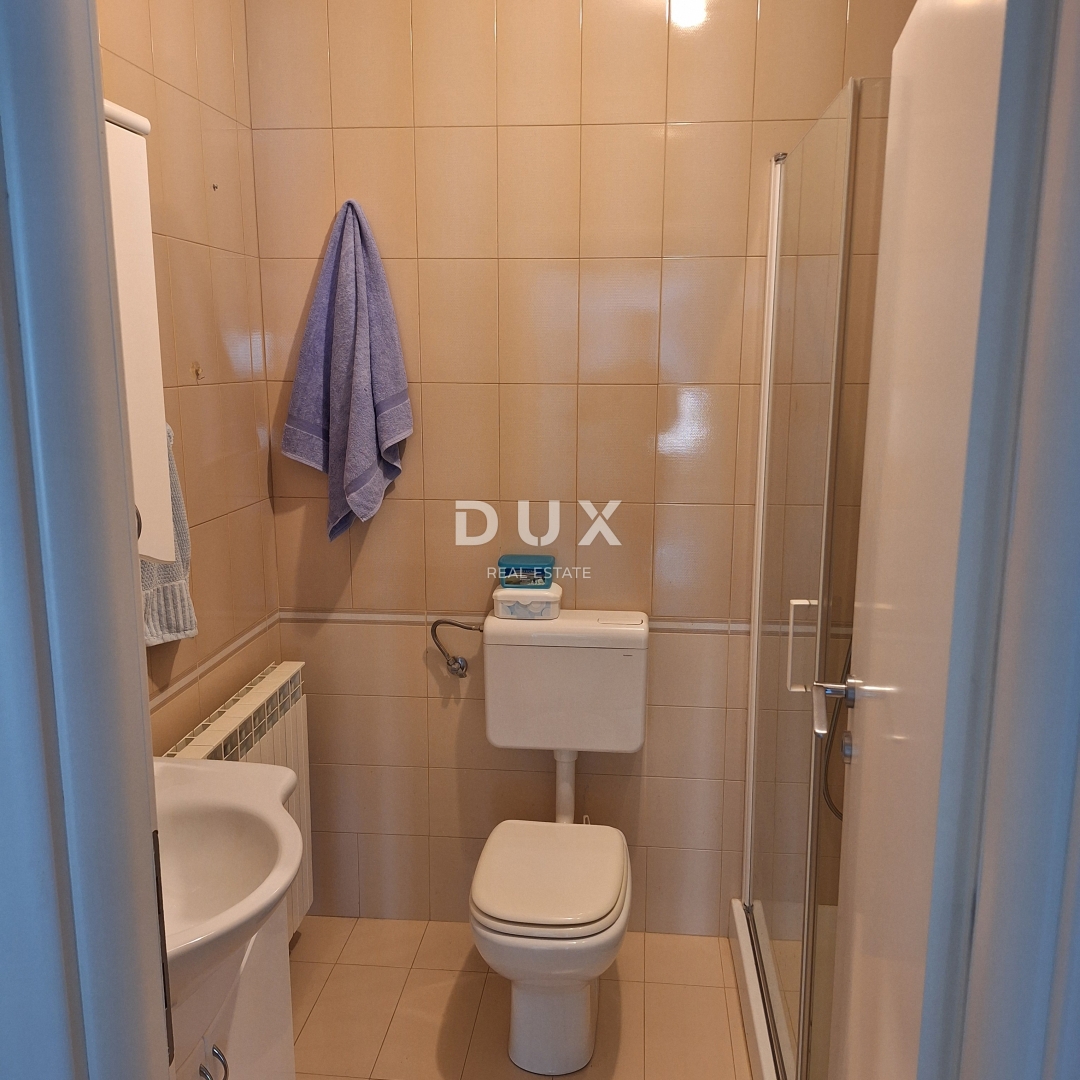 ISOLA DI KRK, CITTÀ DI KRK - Casa indipendente in posizione privilegiata