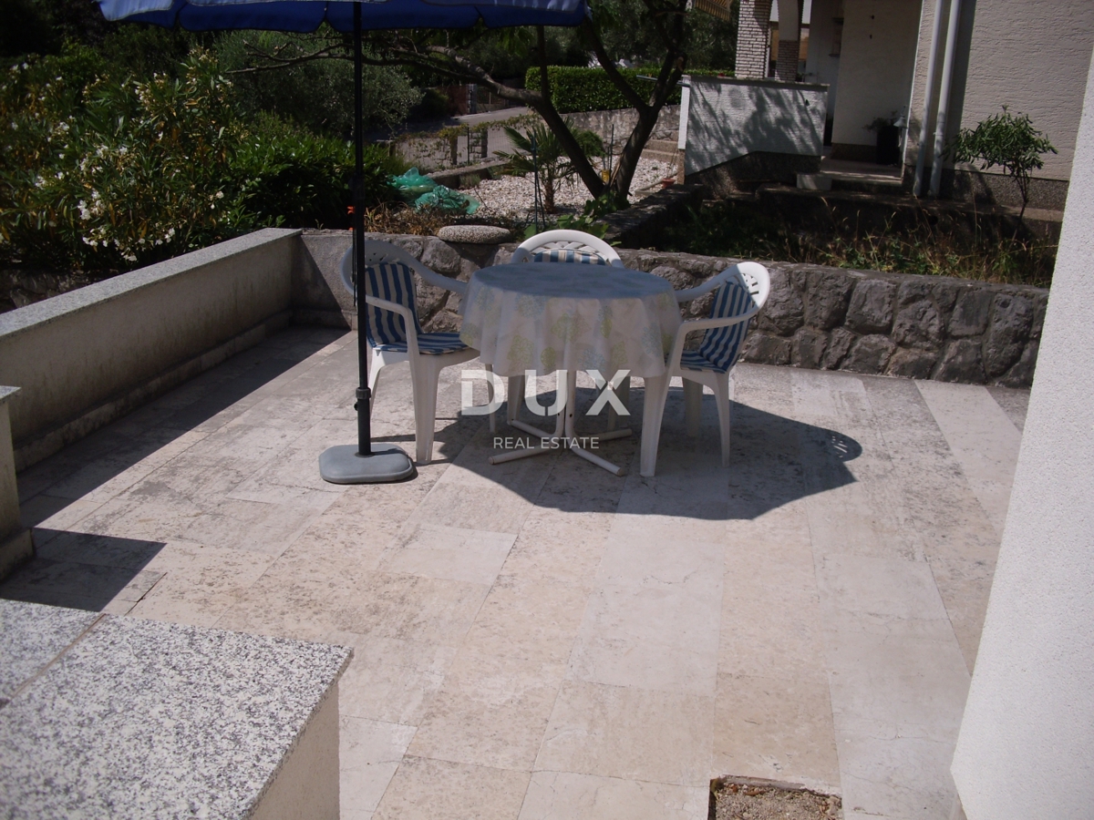 ISOLA DI KRK, CITTÀ DI KRK - Casa indipendente in posizione privilegiata