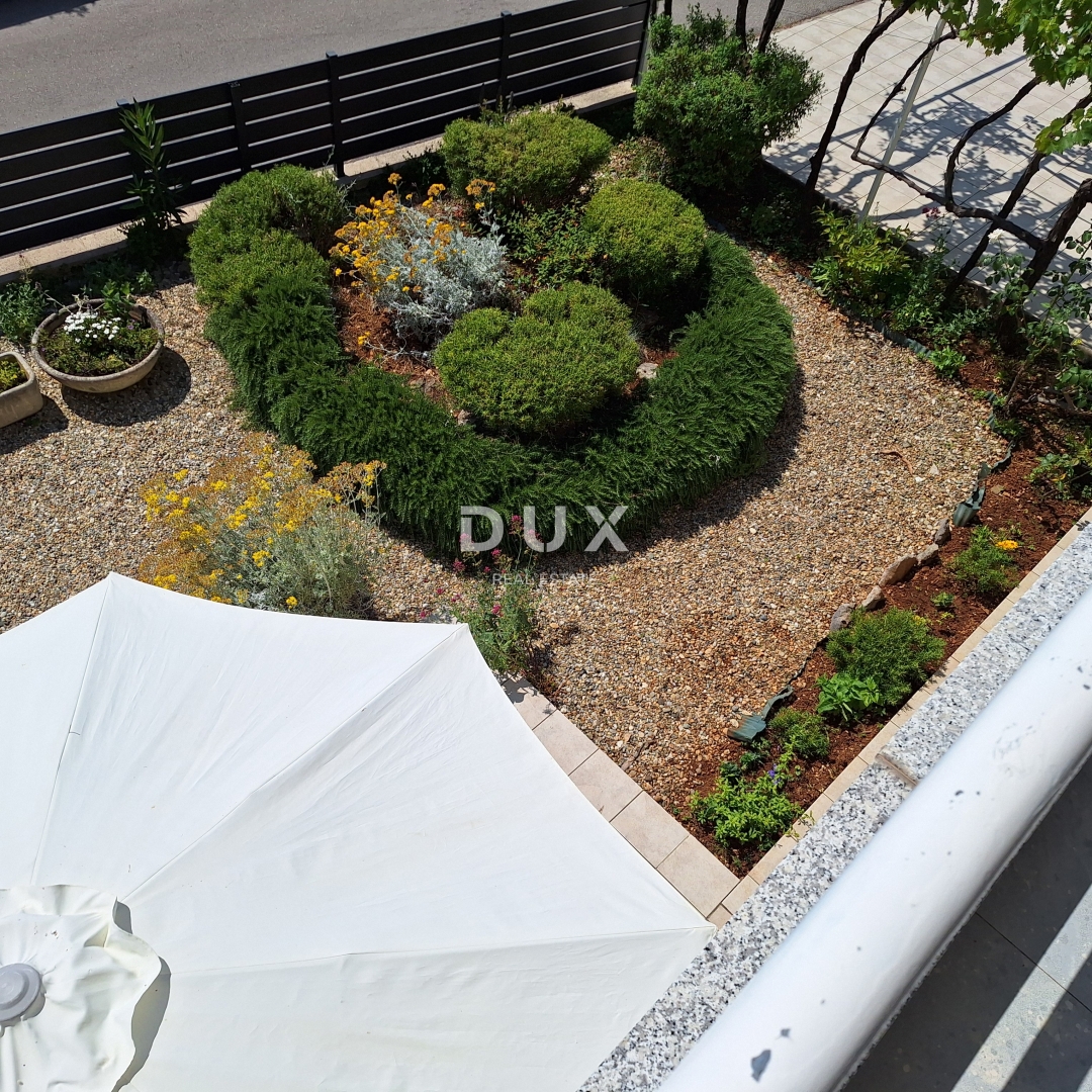 ISOLA DI KRK, CITTÀ DI KRK - Casa indipendente in posizione privilegiata