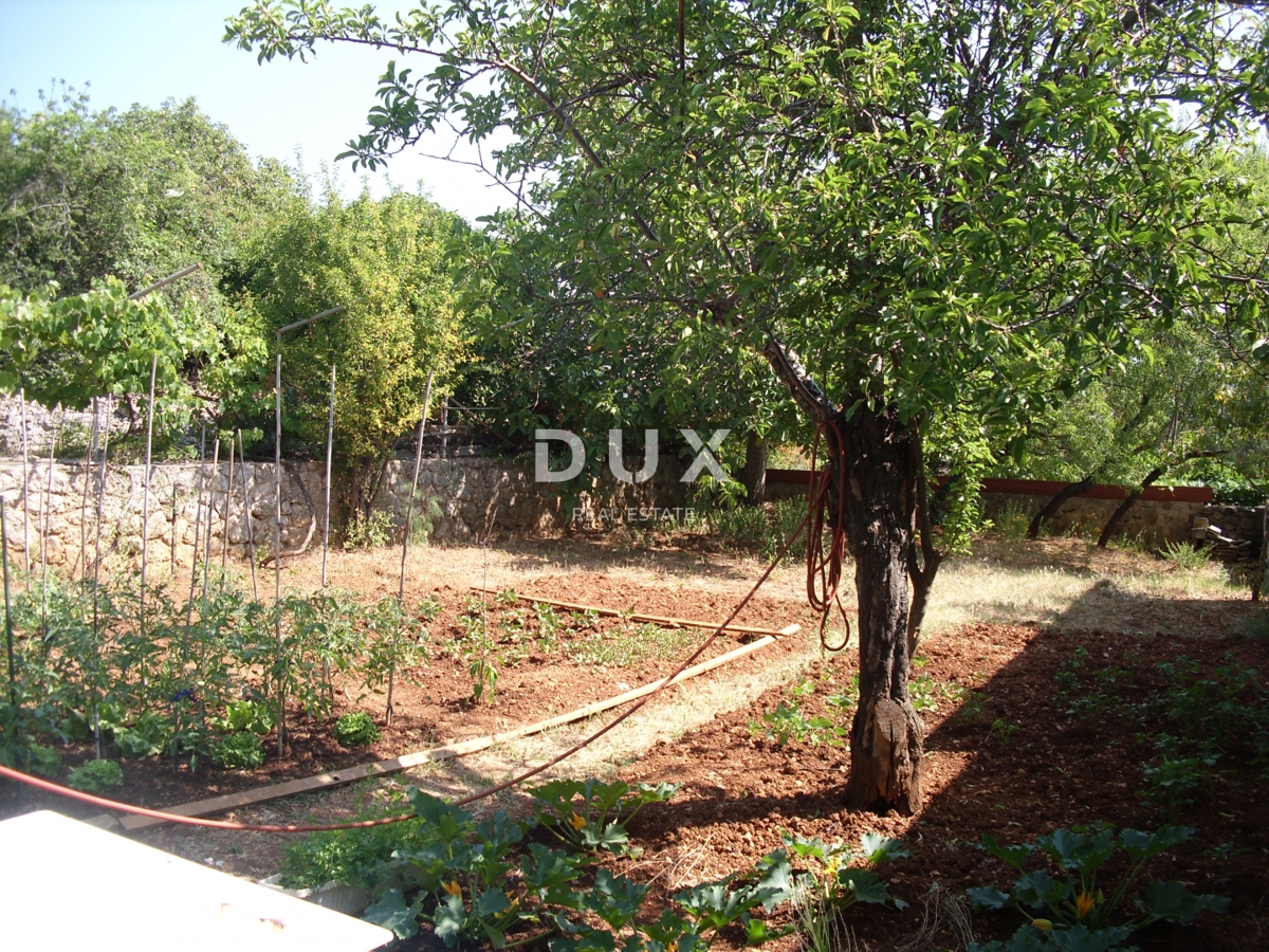 ISOLA DI KRK, CITTÀ DI KRK - Casa indipendente in posizione privilegiata