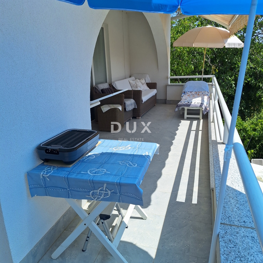 ISOLA DI KRK, CITTÀ DI KRK - Casa indipendente in posizione privilegiata