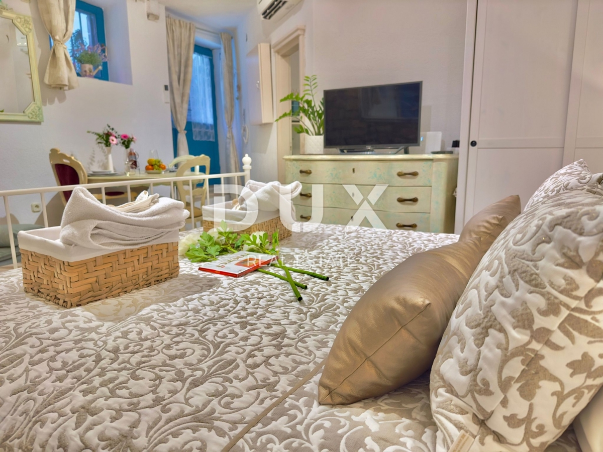 ISTRIA, ROVIGNO - Monolocale di charme in posizione straordinaria!!