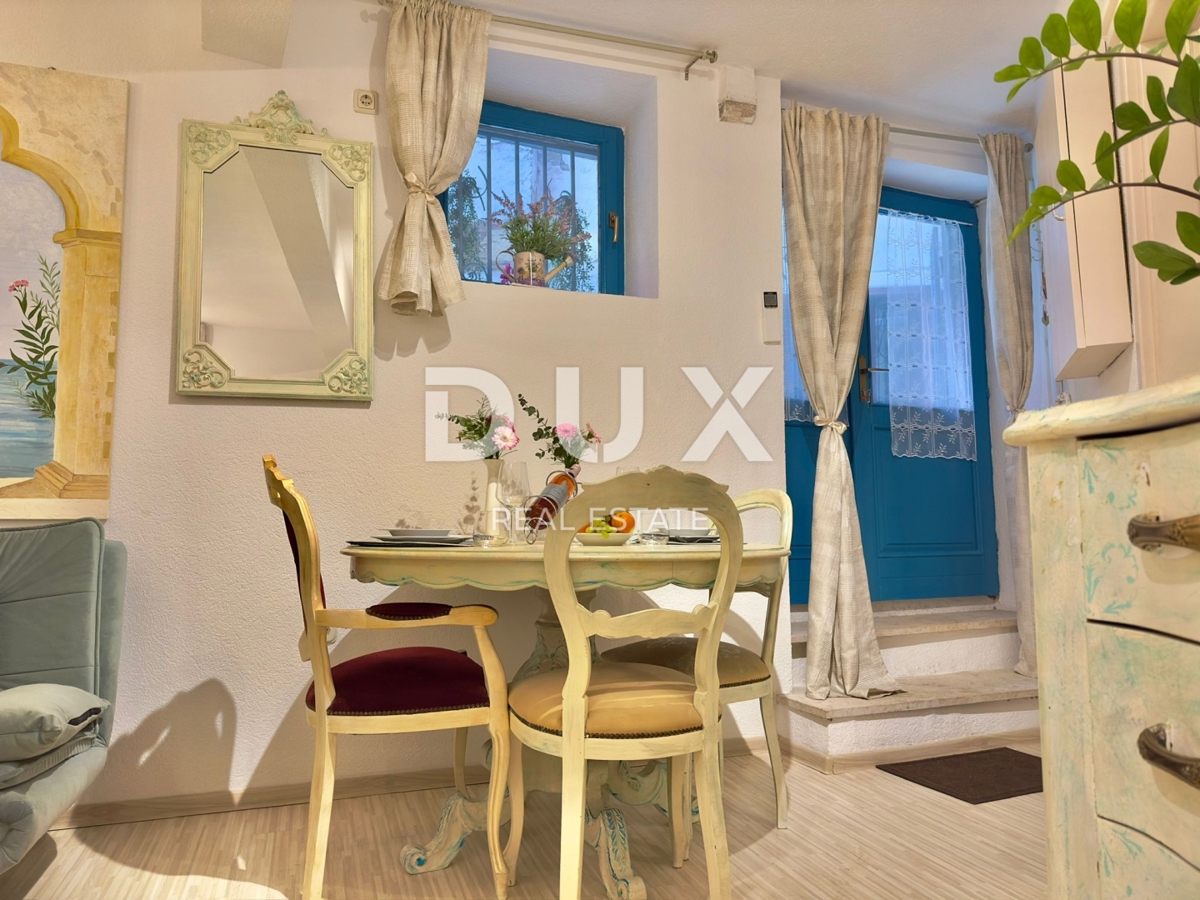 ISTRIA, ROVIGNO - Monolocale di charme in posizione straordinaria!!
