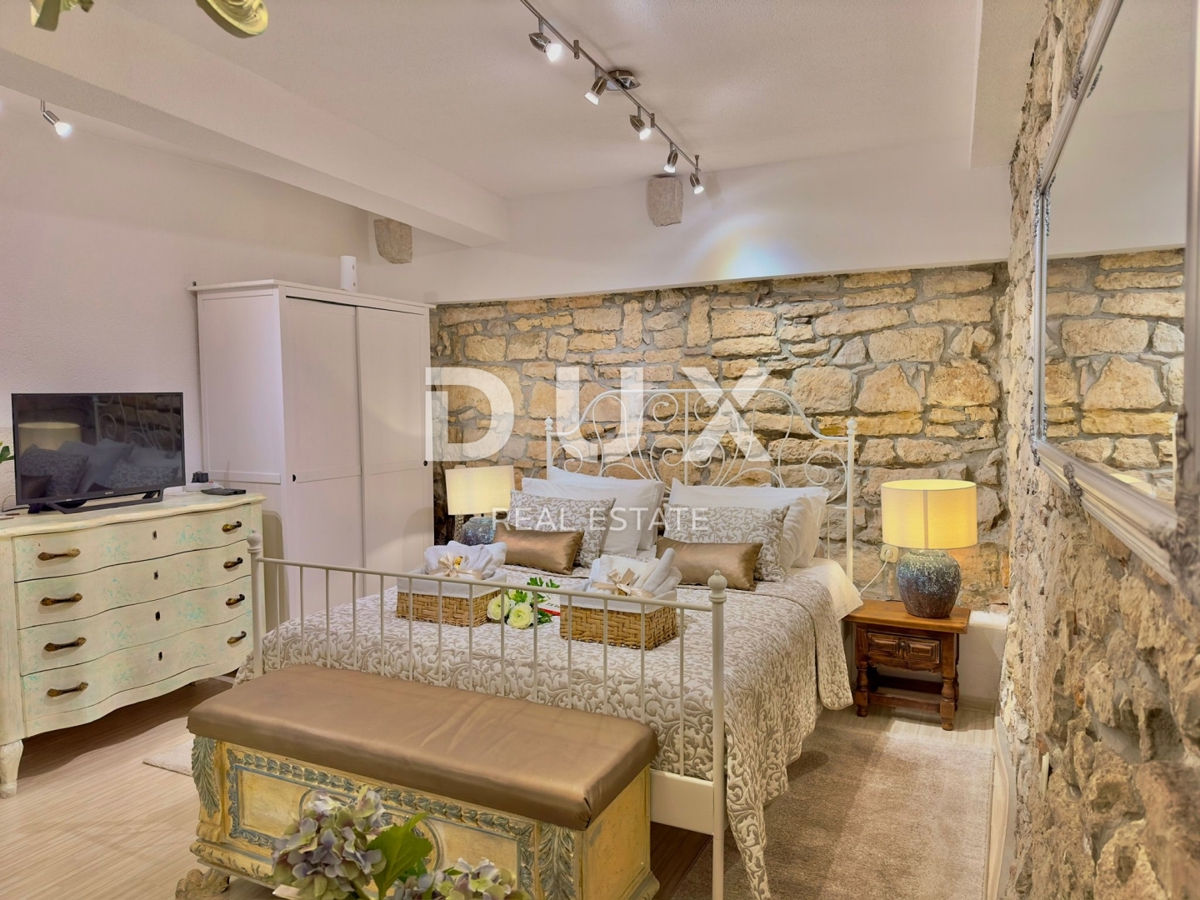 ISTRIA, ROVIGNO - Monolocale di charme in posizione straordinaria!!