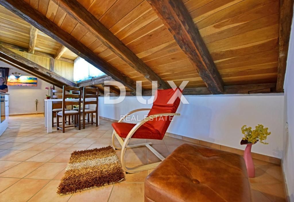 ISTRIA, PARENZO - Appartamento bilocale con vista mare