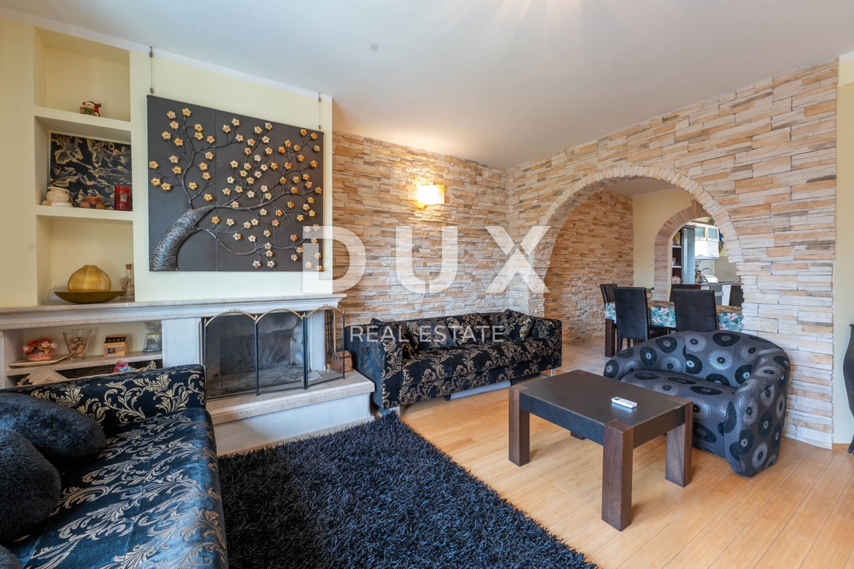 ABBAZIA, CENTRO - Bellissima casa moderna con ingresso privato, giardino di qualità e vista mare