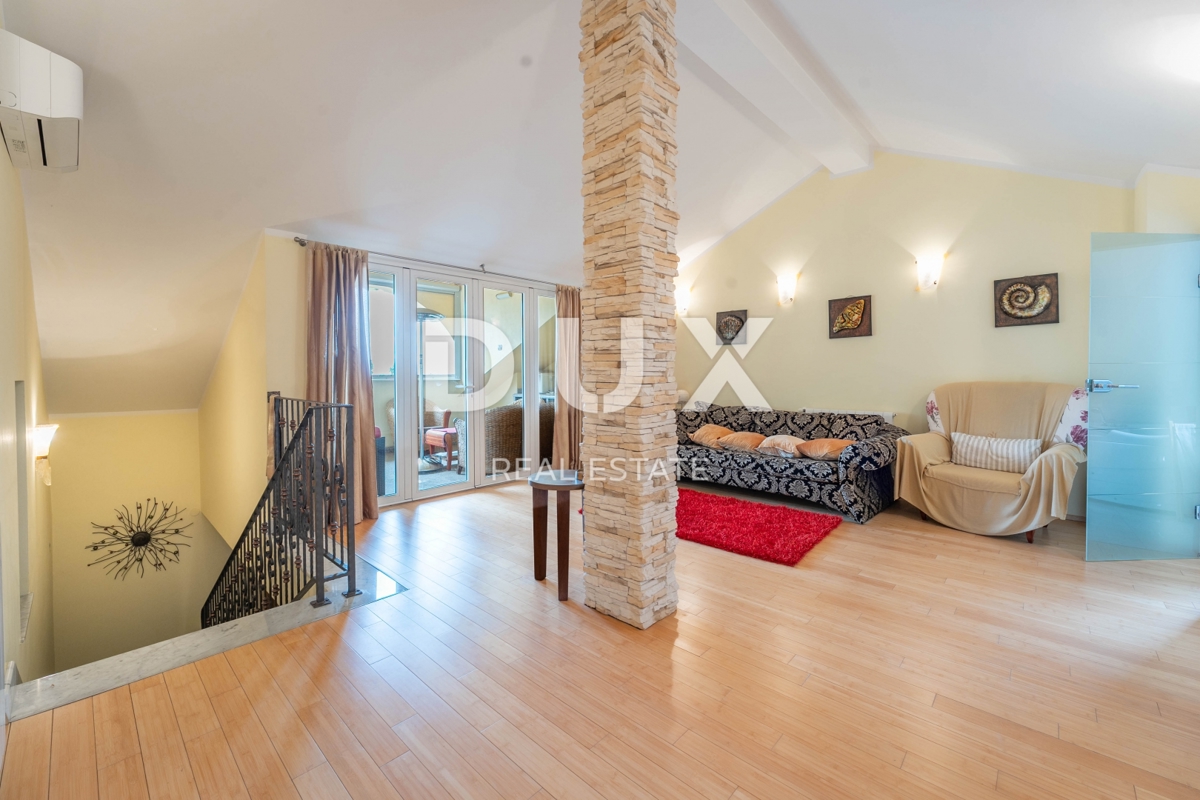 ABBAZIA, CENTRO - Bellissima casa moderna con ingresso privato, giardino di qualità e vista mare