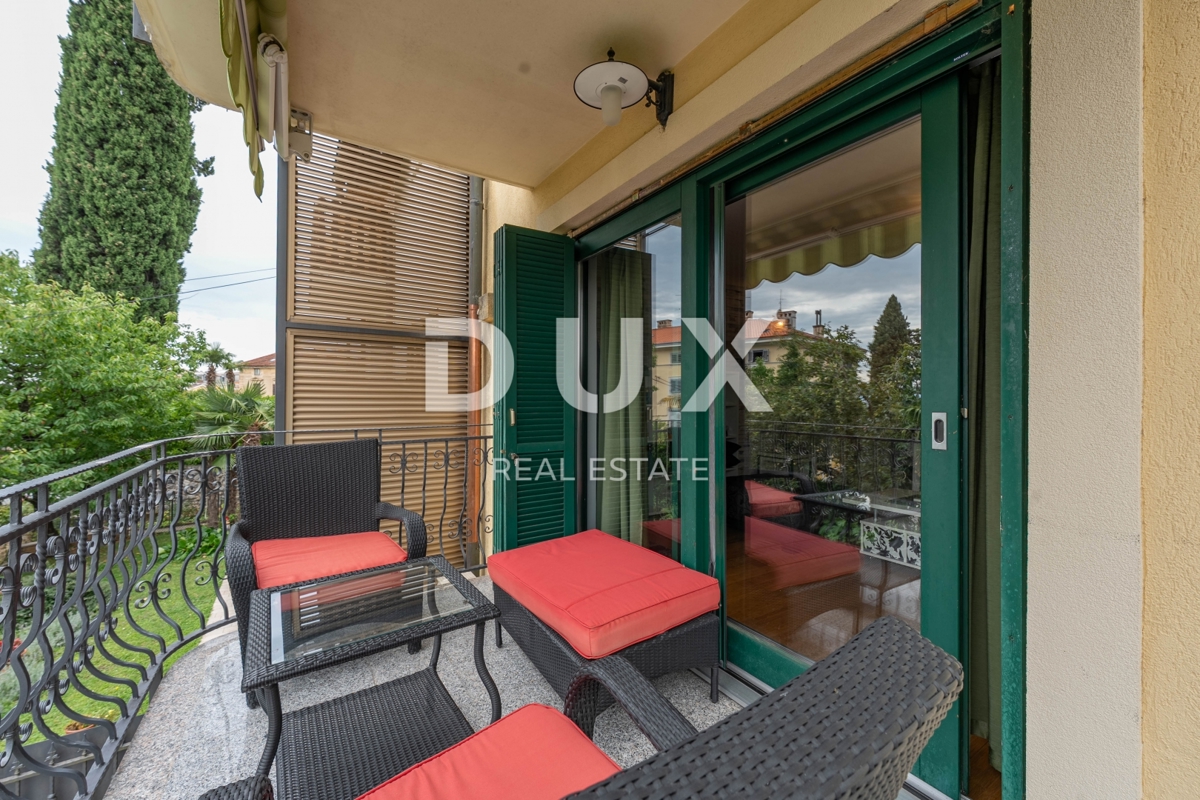 ABBAZIA, CENTRO - Bellissima casa moderna con ingresso privato, giardino di qualità e vista mare