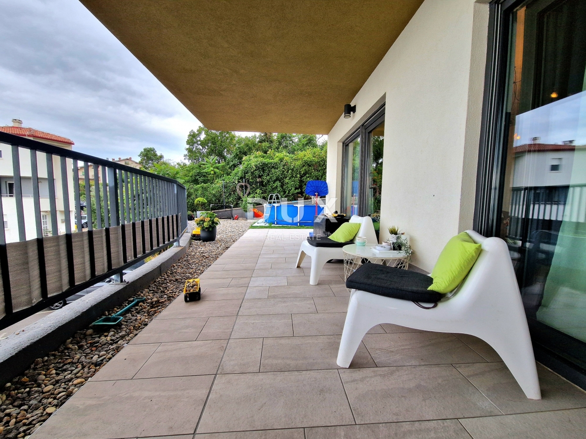 KASTAV, REŠETARI - appartamento con giardino e vista panoramica