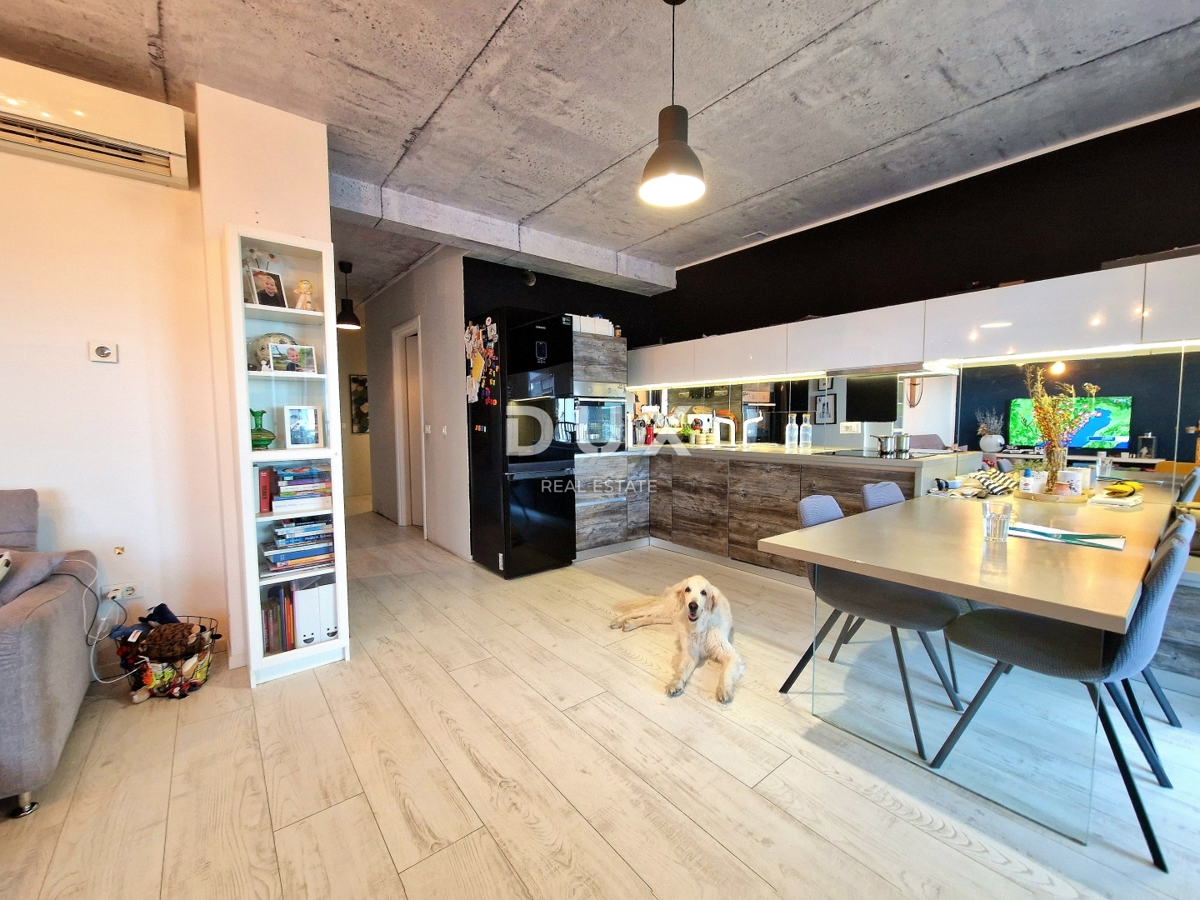 KASTAV, REŠETARI - appartamento con giardino e vista panoramica