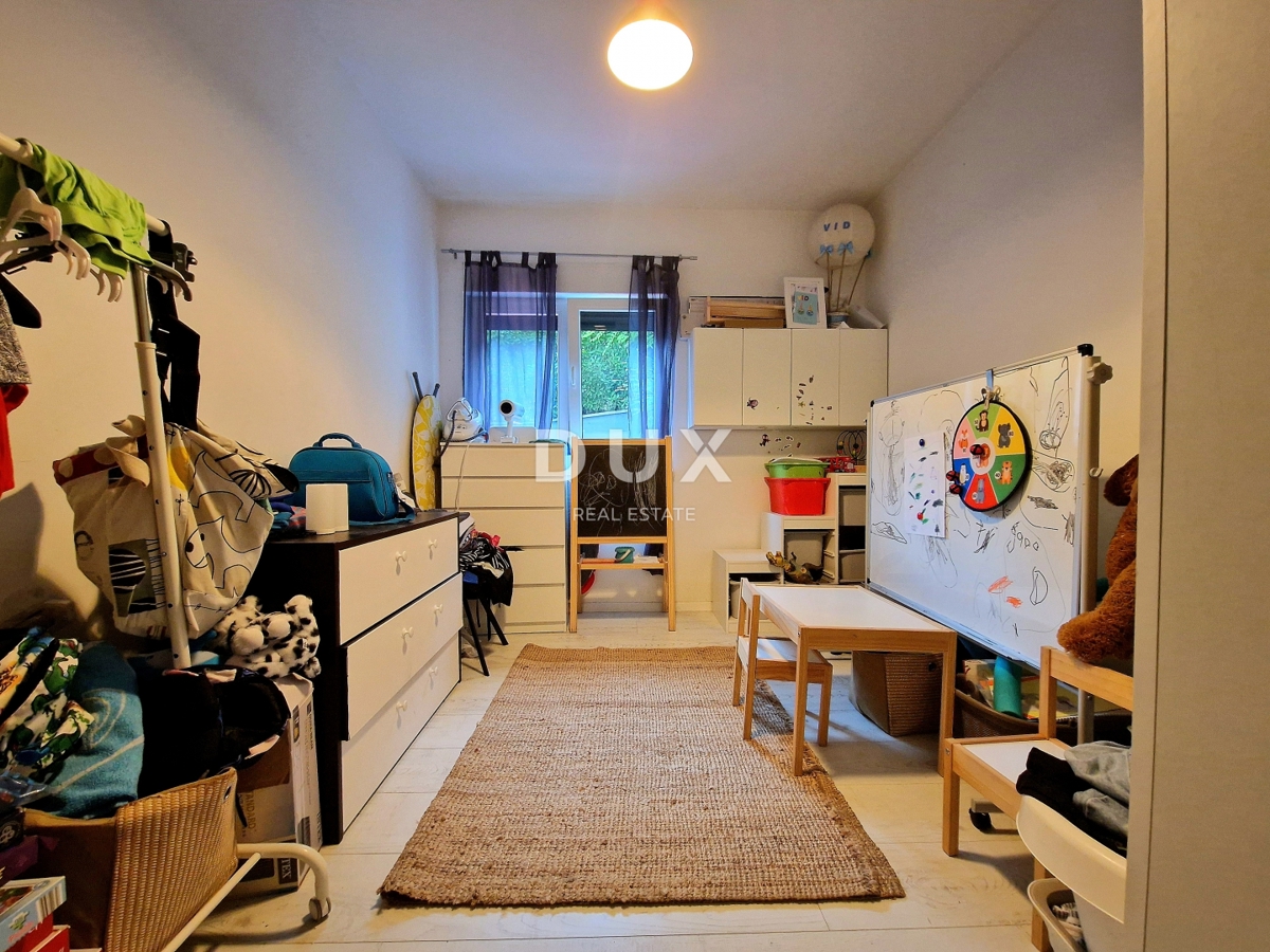 KASTAV, REŠETARI - appartamento con giardino e vista panoramica