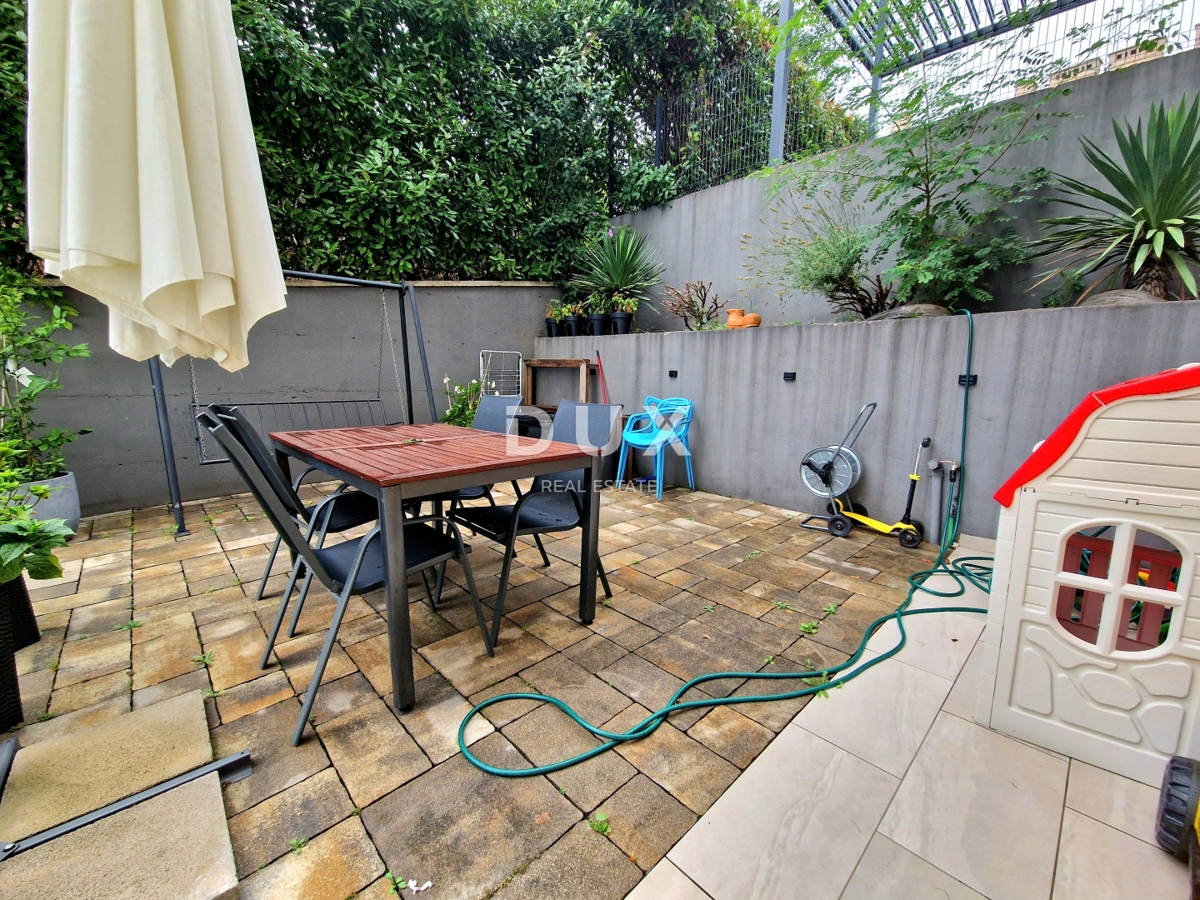 KASTAV, REŠETARI - appartamento con giardino e vista panoramica