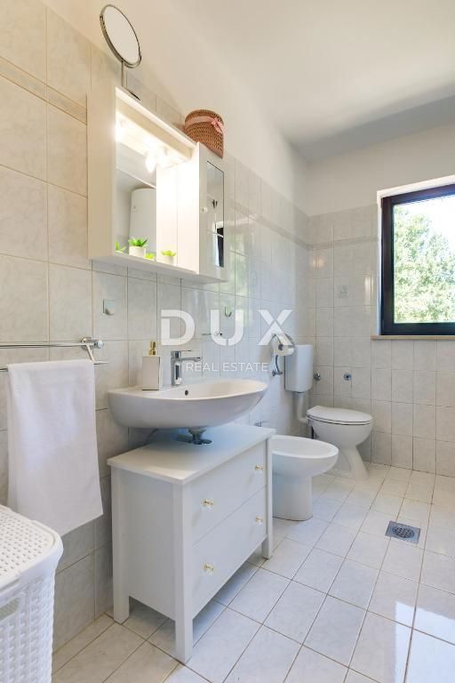 ISTRIA, POREČ - Casa per vacanze con piscina e vista mare