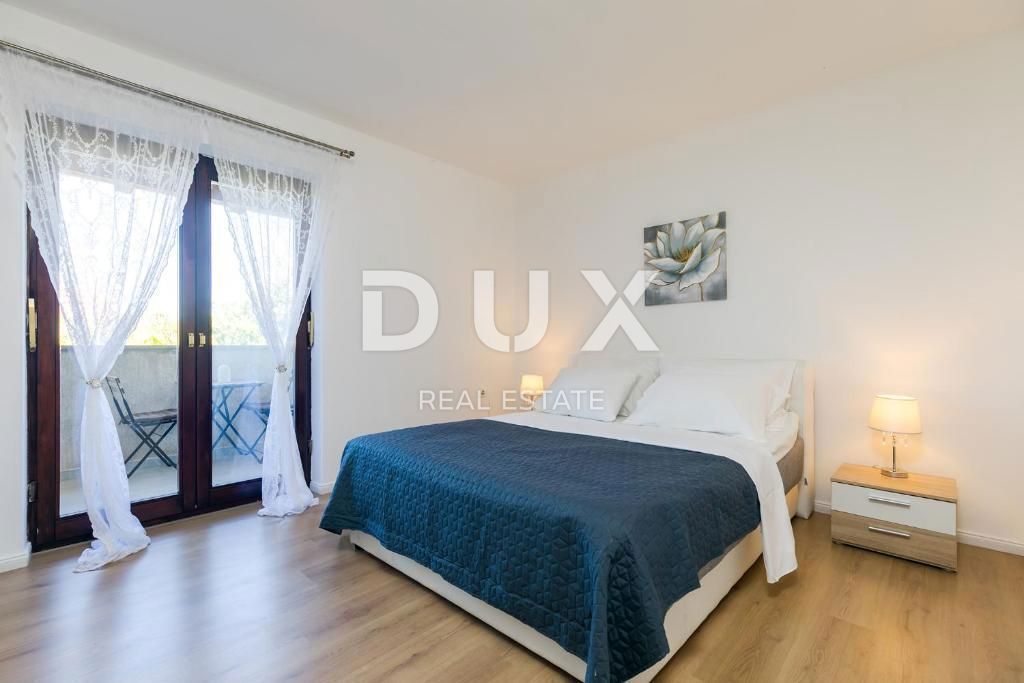 ISTRIA, POREČ - Casa per vacanze con piscina e vista mare