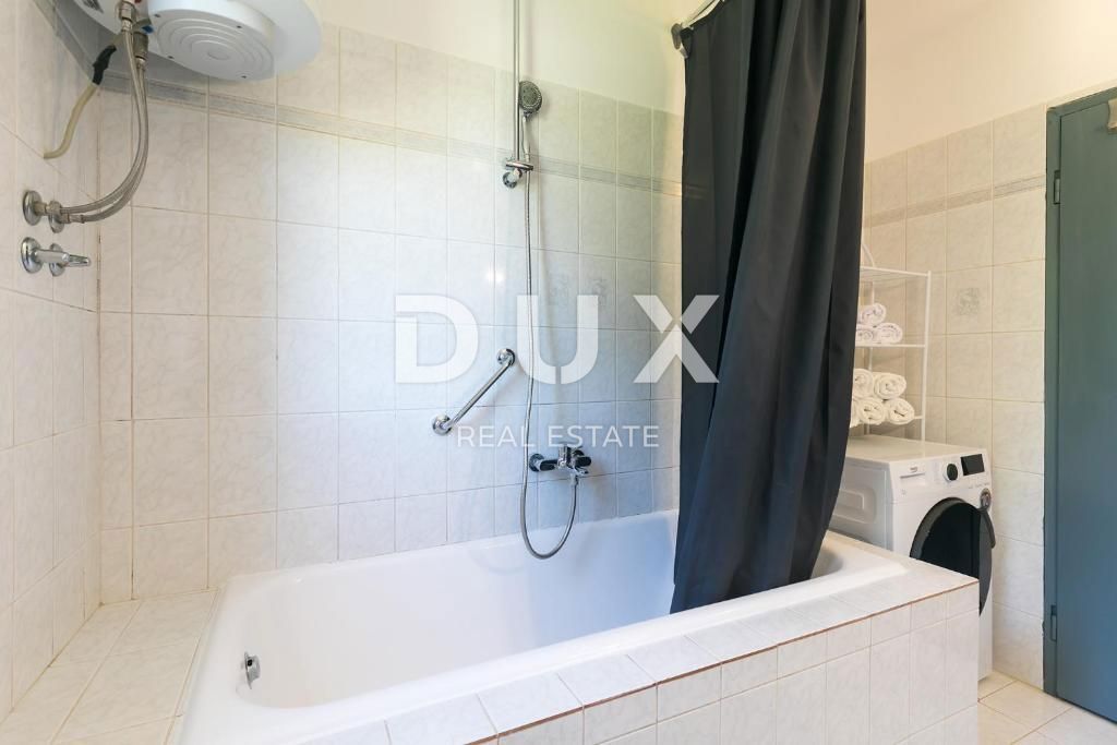 ISTRIA, POREČ - Casa per vacanze con piscina e vista mare