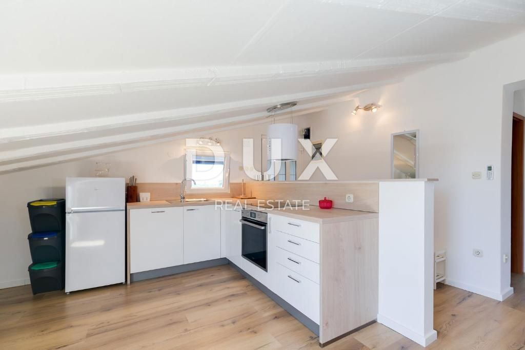 ISTRIA, POREČ - Casa per vacanze con piscina e vista mare