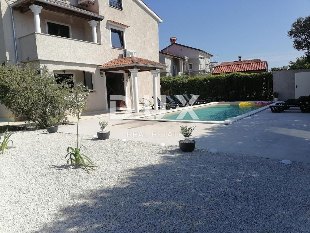 ISTRIA, POREČ - Casa per vacanze con piscina e vista mare