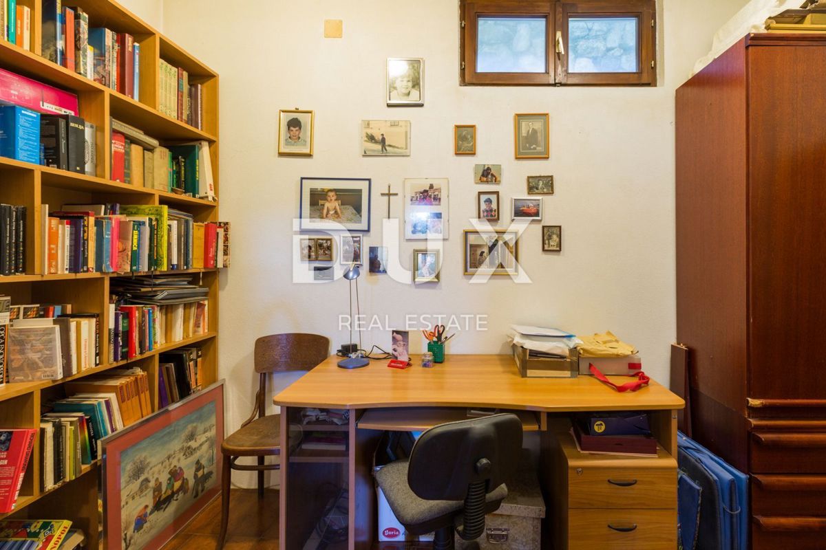 CRIKVENICA - Spaziosa casa con splendida vista sul mare, a 500 m dalla spiaggia