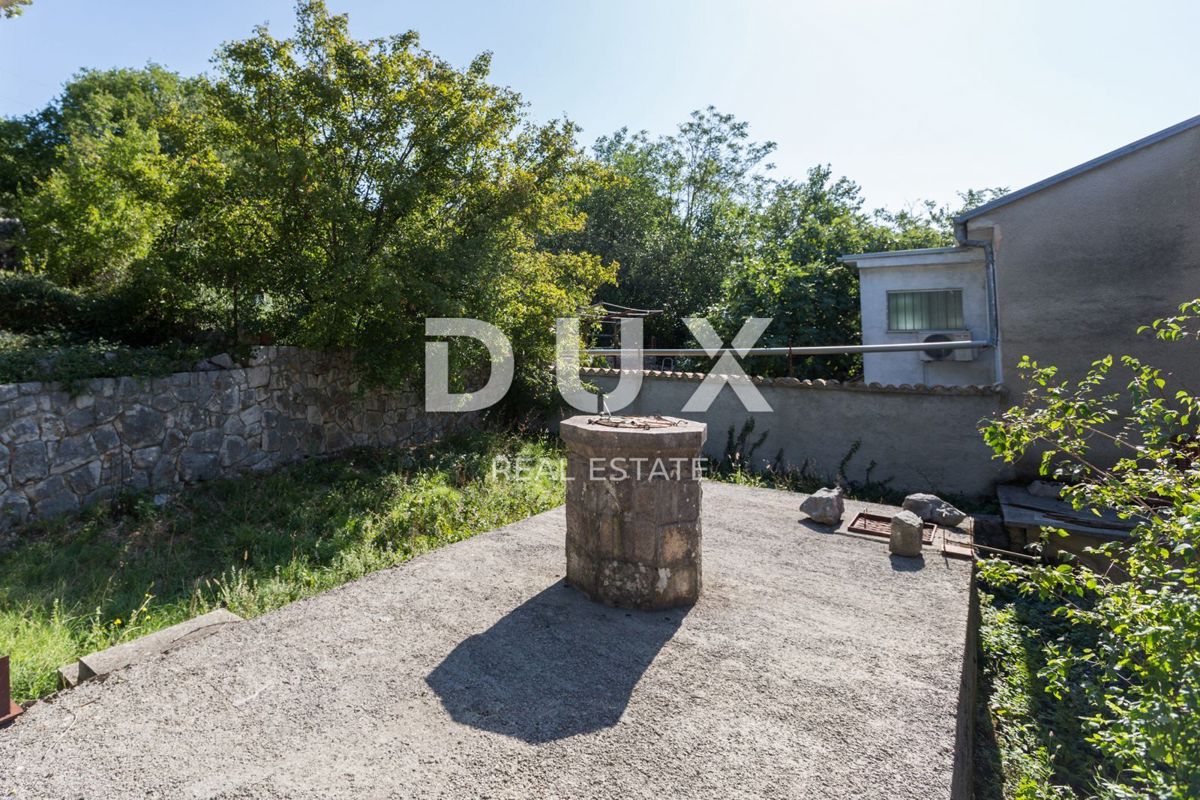 CRIKVENICA - Spaziosa casa con splendida vista sul mare, a 500 m dalla spiaggia