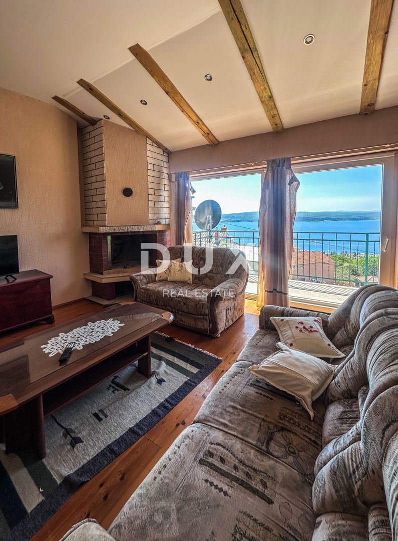 CRIKVENICA - Spaziosa casa con splendida vista sul mare, a 500 m dalla spiaggia