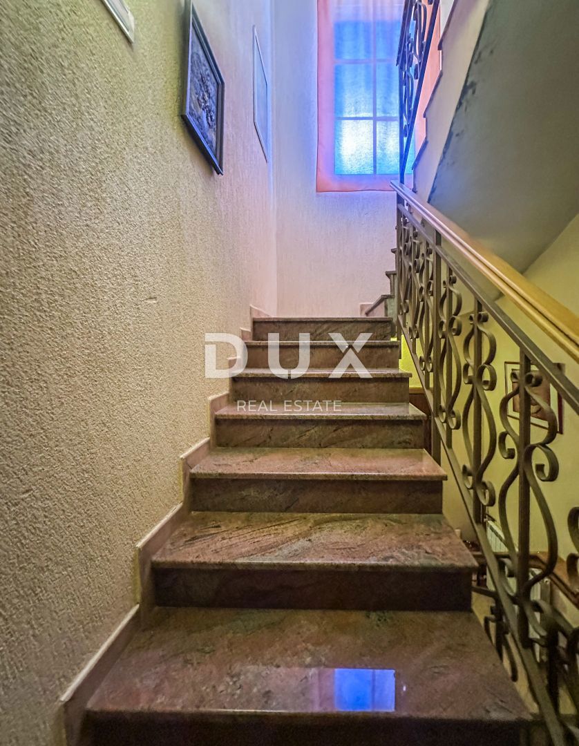 CRIKVENICA - Spaziosa casa con splendida vista sul mare, a 500 m dalla spiaggia