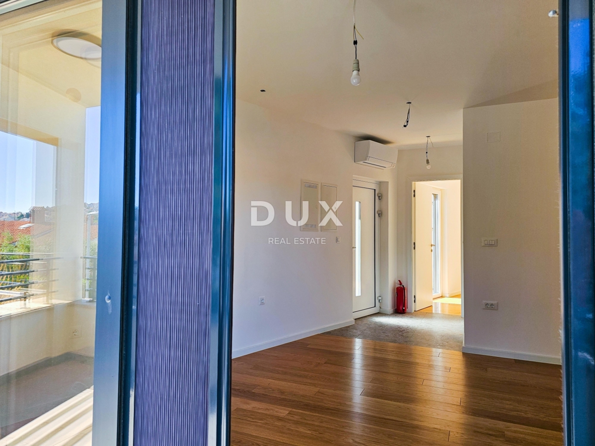 MALI LOŠINJ, CENTRO - Appartamento in un nuovo edificio con posto auto in garage - RARO