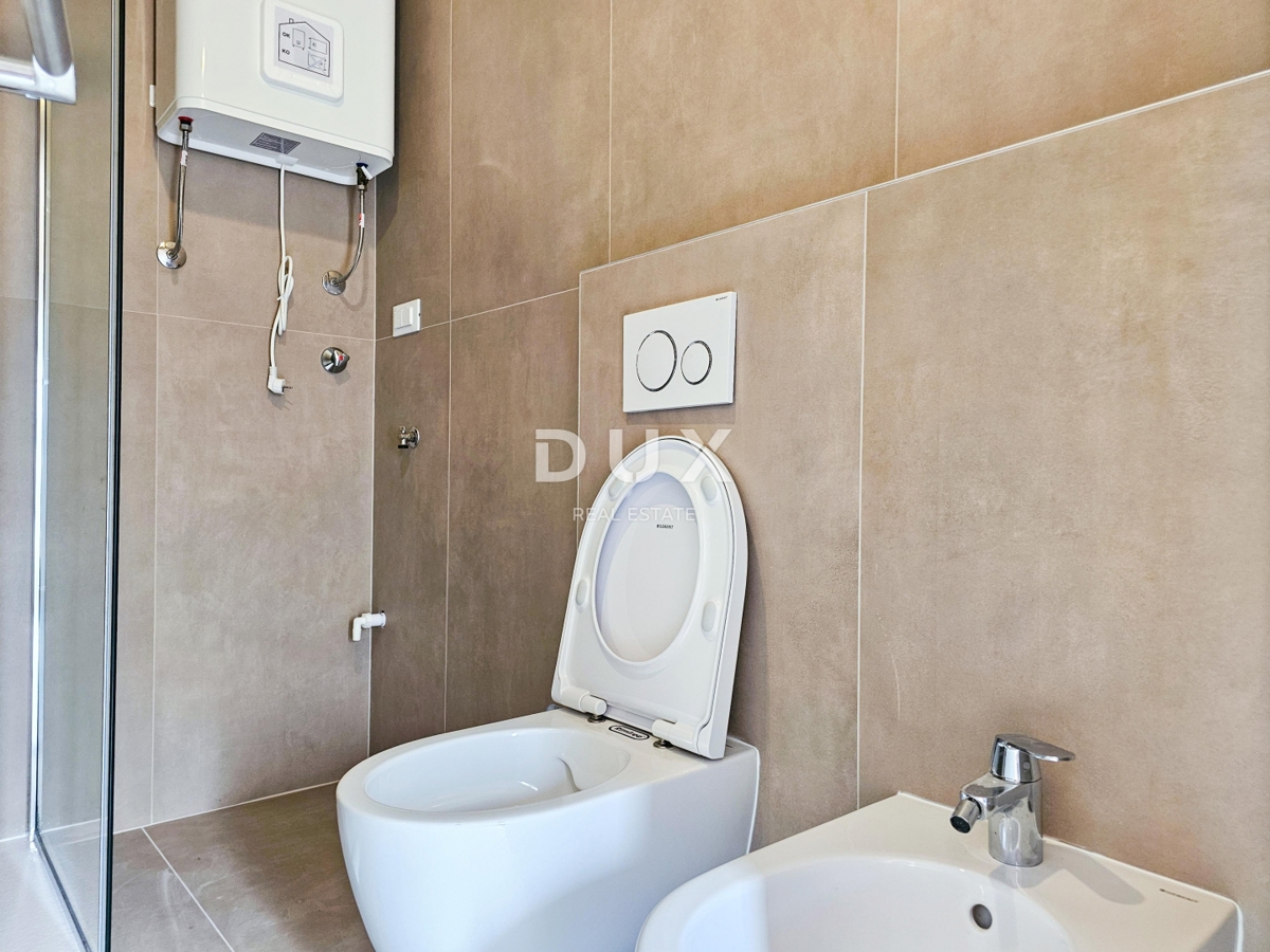 MALI LOŠINJ, CENTRO - Appartamento in un nuovo edificio con posto auto in garage - RARO