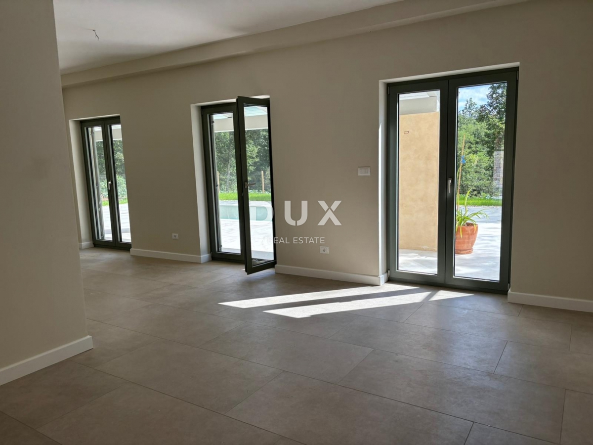 ISTRIA, PAZIN - Magica villa mediterranea con vista sulla natura - nuova costruzione! Stile unico!