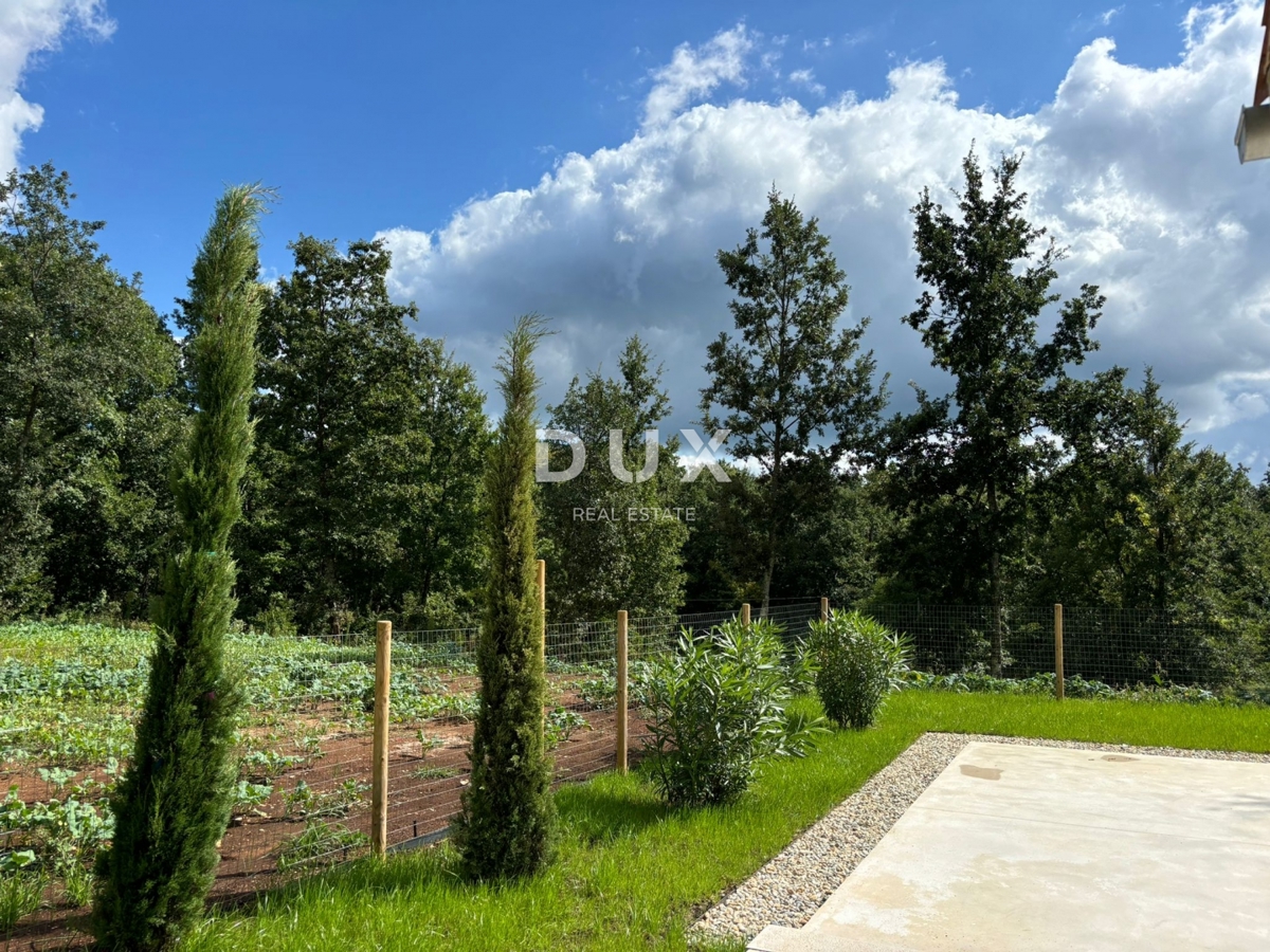 ISTRIA, PAZIN - Magica villa mediterranea con vista sulla natura - nuova costruzione! Stile unico!