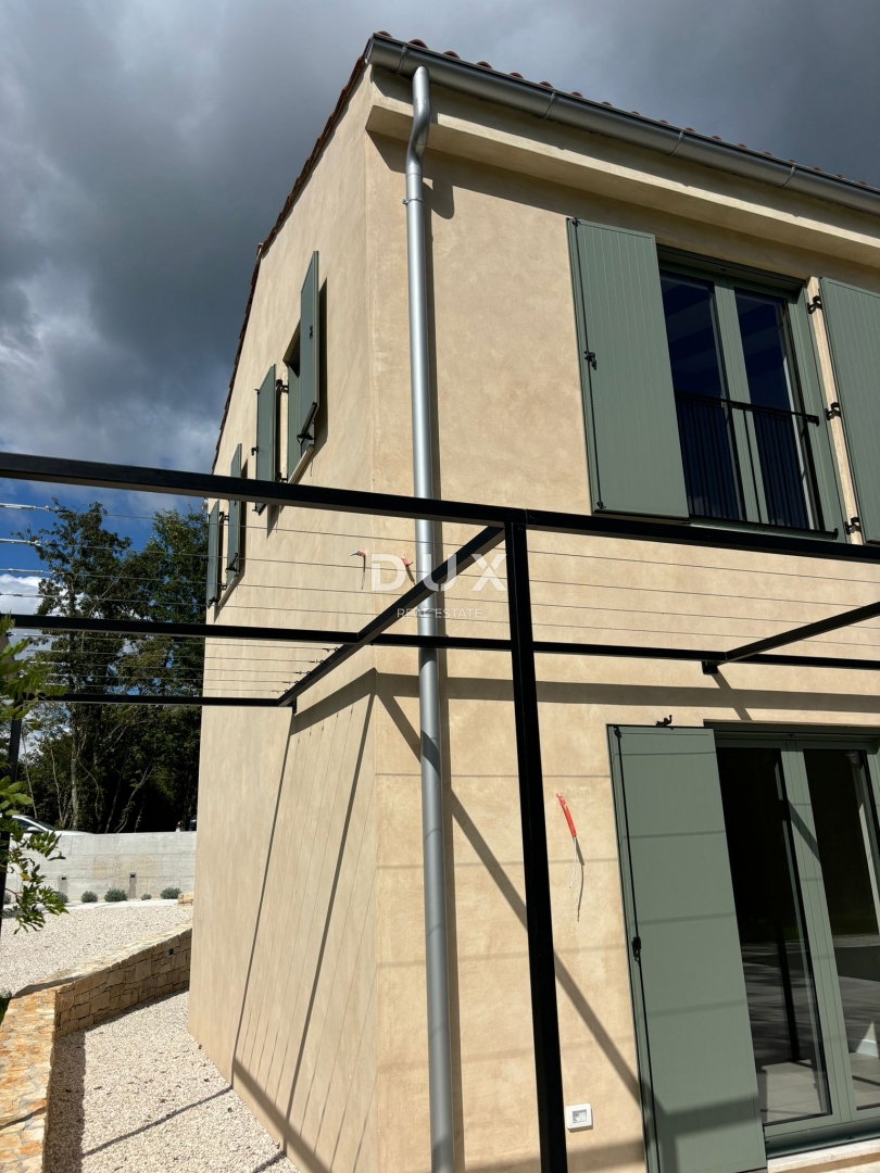 ISTRIA, PAZIN - Magica villa mediterranea con vista sulla natura - nuova costruzione! Stile unico!