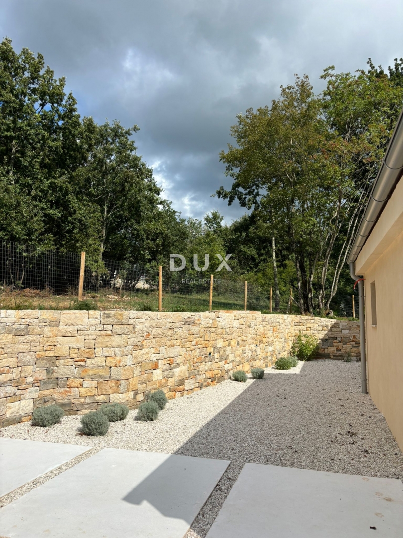 ISTRIA, PAZIN - Magica villa mediterranea con vista sulla natura - nuova costruzione! Stile unico!