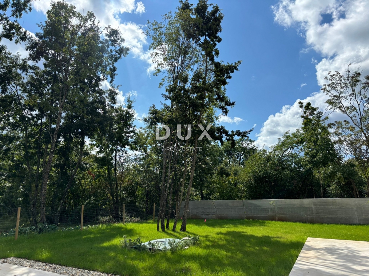 ISTRIA, PAZIN - Magica villa mediterranea con vista sulla natura - nuova costruzione! Stile unico!